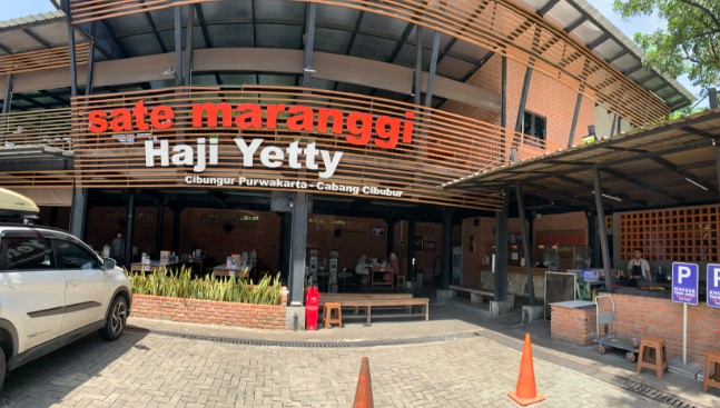 Sate Maranggi Haji Yetty Cabang Cibubur Anjas Prawioko, 1. Gubug Udang Situ Cibubur, 2. Teras Rumah Nenek, 3. Pondok Kemangi Cibubur, 4. Sate Maranggi Haji Yetty Cabang Cibubur, 5. Telaga Seafood Restaurant, 6. Bebek Kaleyo Cibubur Nagrak, 7. Teras Rimbun, 8. MANG KABAYAN CIBUBUR, 9. Sondoro Seafood, 10. Gubug Makan Mang Engking Telaga Arwana Cibubur, 11. RM Saung Alam Sunda, 12. Bakmi Naga Resto Cibubur Square, 13. Hanamasa Cibubur