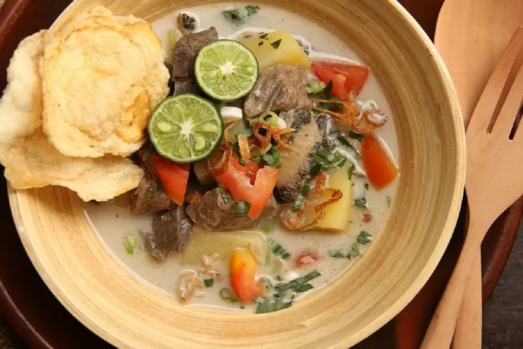 Soto Depok via Tokopedia, 1. Dodol Belimbing, 2. Ketoprak Cimol, 3. Toge Goreng, 4. Gado-gado Depok, 5. Perkedel bakar, 6. Dodol Jambu Biji, 7. Peyek Galih / Gale, 8. Biskuit Temma, 9. Bakso Comberan, 10. Nastar Belimbing, 11. Rujak cireng, 12. Soto Depok