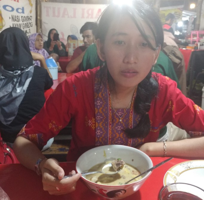 Soto Sulung H. Gendut Tamoy Rendy Syauqy Hasan, 1. Spesial Soto Boyolali (SSB) Hj Hesti Widodo, 2. Soto Ojolali, 3. Sedari Resto, 4. RM Soto Ayam asli Lamongan Cak Mad, 5. Soto Ayam Garang Asem Bangkong, 6. Soto Bandung Pak Simon, 7. SOTO BANDUNG SARASA, 8. Soto AHRI, 9. Soto Bandung M Tarya, 10. Soto Kudus Kliwon, 11. Rumah Makan Soto Ojolali, 12. Soto Betawi H Mamat, 13. Soto Banjir Karang Anyar Sejak 1955, 14. Soto Mie Bogor Pak Kadir Bandung, 15. Soto Sulung Cihampelas, 16. Soto Sulung H. Gendut Tamoy, 17. Warung Soto Madura Cak Holis ayam &amp; sulung, 18. Nasi Soto Cak Tohir, 19. Soto Madura Cak Alim