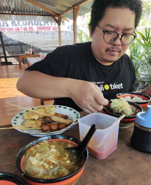 Soto Terbis Yeni Novianti