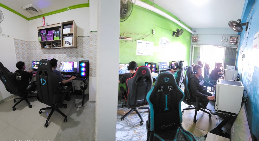 Warnet 24 Jam Home Of Gamers Manunggal 2, 1. Supernova Esports iCafe, 2. Raftel Cybernet, 3. Gamers Paradise, 4. Tokyo GamingSpace Sunter, 5. Colosseum Arena Palmerah, 6. Prima Warnet, 7. TNC Kemanggisan, 8. PIX Gaming Cafe, 9. Colosseum Arena Puri, 10. Mineski Infinity Cafe – Sunter, 11. Azure Command Centre, 12. Warnet 24 Jam Home Of Gamers Manunggal 2, 13. Spade Gaming Space Kemanggisan