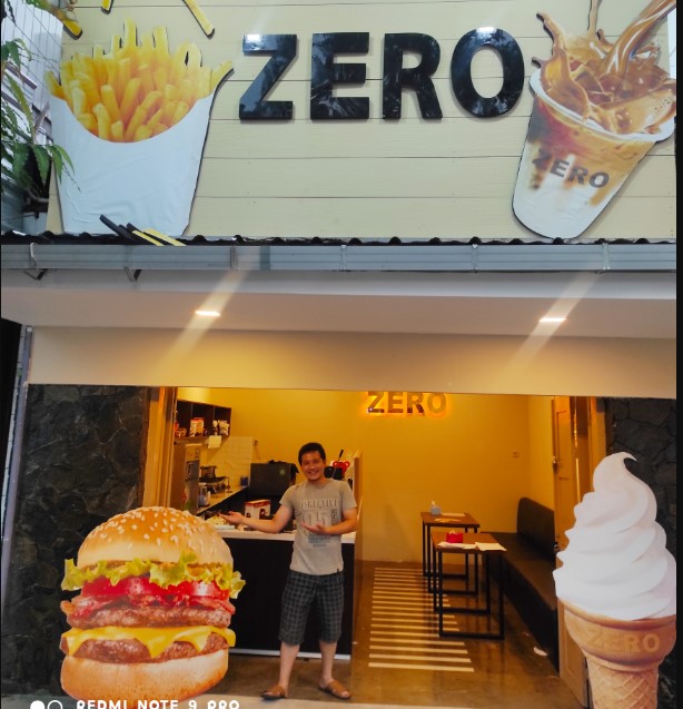 Zero Cafe, 1. Angkringan Mbok Nom Rembang, 2. Orso Gelato &amp; Cafe Rembang, 3. Reunique Cafe, 4. Balcony Resto And Cafe, 5. Ranu Coffee &amp; Eatery, 6. Satu Lagi, 7. Warung kopi kresen, 8. NoboN Coffe, 9. PILAR Coffee &amp; Space, 10. BARIX COFFEE – MANUAL BREW INSIDE, 11. Kedai Kongkow, 12. Biskope Cafe, 13. Dunia Akhirat Coffee &amp; Eatery, 14. Cokro Cafe, 15. Warung Kopi Mr. Hendro, 16. Kafe Kedai Kopi 46 Pantura Rembang, 17. SevenShake, 18. Starbox, 19. Zero Cafe, 20. Rantina Cafe &amp; Chill, 21. Summit Cafe, 22. Paleet Cafee, 23. Papi coepliezt, 24. Tentang Kopi Cafe &amp; Resto, 25. Sky Monster Cafe (SM), 26. Chawis coffee