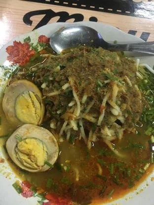 laksa bang lepay via Pergikuliner, 1. Laksa Bihun Cie Ikim, 2. Laksa Tangerang dekat Rel Kereta, 3. Laksa Bang Gondrong, 4. LAKSA SARI Soleh Ali, 5. Laksa Bogor, 6. laksa bang openg, 7. laksa benteng pak masitar, 8. Laksa Bang Kumis Bewok (KAWASAN KULINER), 9. laksa bang lepay (KAWASAN KULINER), 10. LAKSA MaMat Lupus, 11. Warung Laksa Emak Hj. Uan, 12. Laksa Tangerang Ci KimHua, 13. Laksa JOJO, 14. Laksa Bang Kumis Surya