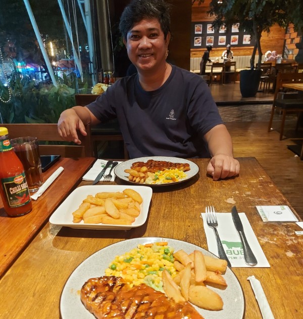 Abuba ,Steak Tebet Riana Victor, 1. WS Waroeng Steak & Shake Tebet, 2. Abuba Steak Tebet, 3. Cutt & Grill – Tebet, 4. Steak Hotel by Holycow Kota Kasablanka, 5. Steak 21 – Kota Kasablanka, 6. Pepper Lunch Kota Kasablanka, 7. Karnivor Kota Kasablanka, 8. Riva Grill Bar & Terrace At Wyndham Casablanca Jakarta, 9. Sirlo Steak