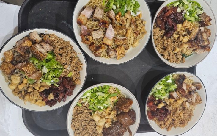 Bakmi Siantar Lina Greenville, 1. Bakmi Ayam Alok, 2. Bakmi Bintang Gading, 3. Bakmi Ko Hon Toboali, 4. Bakmie Aloi, 5. Mie Love U, 6. Seroja Baru Greenville – Ahlinya Kwetiau Sapi, 7. Bakmi Ono, 8. Bakmi O-Ten, 9. Bakmi Aheng, 10. Bakmi Siantar168, 11. Bakmi Kobet, 12. Bakmi Siantar Lina, 13. Bakmie Bangka Ujung Belakang, 14. Bakmi Babat Senen
