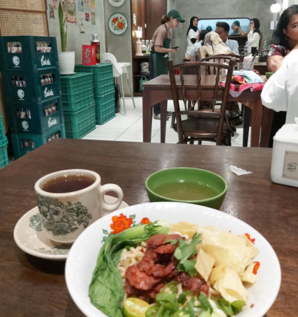 Bakmiaw Noodle House Yanto Manggar, 1. Bakmi GM – Melawai, 2. Sinar Utama Mie Ayam Setiap Hari, 3. Golden Lamian Stasiun MRT Blok M, 4. Bakmi Tjo Kin, 5. Bakmiaw Noodle House, 6. Toko Kami Makmur, 7. Bakmi Khas Jaksel, 8. Kopi Godog, 9. Bakmi Cwims, 10. kantoi, 11. Bakmi Piring, 12. Bakmi Afan, 13. Bakmie Melawaai 77