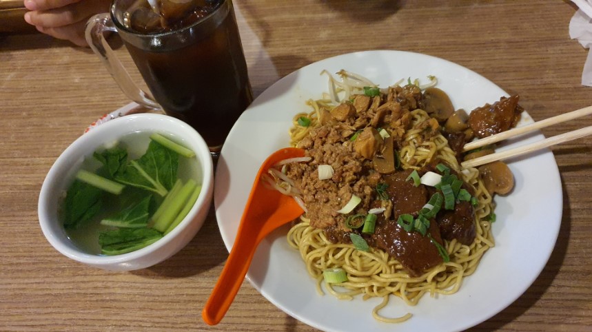 Bakmie Aloi limofarm lele, 1. Bakmi Ayam Alok, 2. Bakmi Bintang Gading, 3. Bakmi Ko Hon Toboali, 4. Bakmie Aloi, 5. Mie Love U, 6. Seroja Baru Greenville – Ahlinya Kwetiau Sapi, 7. Bakmi Ono, 8. Bakmi O-Ten, 9. Bakmi Aheng, 10. Bakmi Siantar168, 11. Bakmi Kobet, 12. Bakmi Siantar Lina, 13. Bakmie Bangka Ujung Belakang, 14. Bakmi Babat Senen