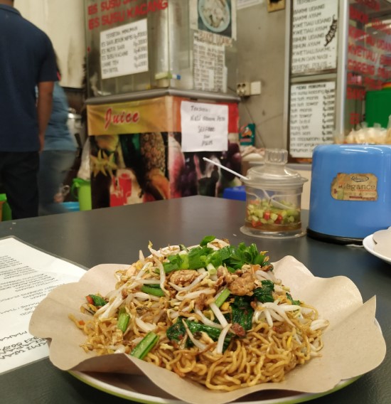 Bakmie Wan Qaedi Fuadillah, 1. Bakmie Ahiung khas Jambi Alam Sutera, 2. Mie Keriting Siantar Atek, 3. Bakmi AKA, 4. Bakmi Medan Novel, 5. Bakmi Ayam Asoei Pasar 8 Alam Sutera, 6. Bakmi Medan Kebon Jahe, 7. Bakmi Siantar Medan Akiong – Alam Sutera, 8. Bakmi Tiga Marga, 9. Bakmi Ponti Madam Gouw, 10. Bakmi Karet 618, 11. Bakmi Wan, 12. Bakmi Boenda