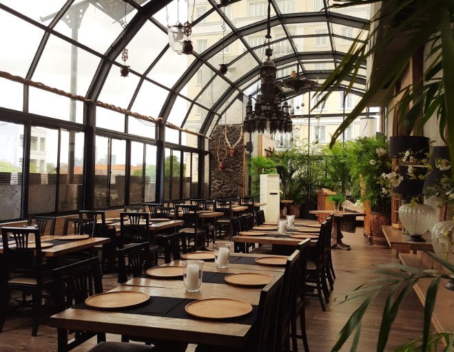 Bungarampai Rereki Ratikha, 1. Bandar Djakarta, 2. Nasi Goreng Kambing Kebon Sirih Sejak 1958, 3. Joni Steak, 4. Bebek Kaleyo Tebet, 5. Ayam Goreng Berkah, 6. Talaga Sampireun – Puri, 7. Bopet Mini Benhil, 8. Roti Bakar Eddy Blok M, 9. Kwetiaw Sapi 78 Mangga Besar, 10. Restoran Garuda, 11. Warung MJS, 12. Tugu Kuntskring Palais Jakarta, 13. Ragusa Es Italia, 14. Waroeng Sunda, 15. Holycow STEAKHOUSE, 16. Kaum Jakarta, 17. Bubur Kwang Tung, 18. Cerita Rasa Nusantara, 19. Kampung Kecil Kedoya Puri Kembangan, 20. Pagi Sore Cempaka Putih, 21. Social House Grand Indonesia, 22. Soto Betawi Haji Husen, 23. Restoran Beautika Khas Manado – Abdul Muis, 24. Ikan Bakar Cianjur, 25. Warmindo Abang Adek, 26. Bebek Bentu Cempaka Putih, 27. OTW Food Street, 28. Dim Sum Inc, 29. Nasi Gandul Bu Endang, 30. Warung Mak Dower, 31. Warung Nagih, 32. Ayam Goreng Gohyong Malaya, 33. Harum Manis, 34. Munik Restoran, 35. Smarapura Traditional Resto, 36. Anomali Coffee Setiabudi, 37. Sate Maranggi Haji Yetty, 38. Bungarampai, 39. Tony Roma’s, 40. Chinesefood 99 Pecenongan, 41. SINOÜ, 42. The Awan Lounge, 43. Waha Kitchen, 44. Gado-gado Bonbin, 45. Martabak Boss, 46. Colette Lola – Wolter Monginsidi, 47. Food Lab