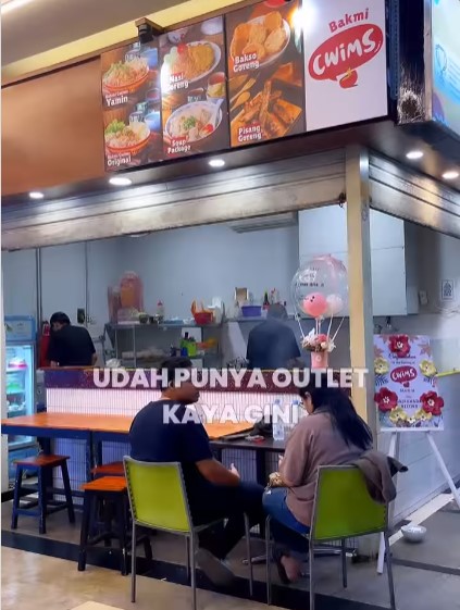 Bakmie CWIMS via instagram.com @Yoskuliner, 1. Bakmi GM – Melawai, 2. Sinar Utama Mie Ayam Setiap Hari, 3. Golden Lamian Stasiun MRT Blok M, 4. Bakmi Tjo Kin, 5. Bakmiaw Noodle House, 6. Toko Kami Makmur, 7. Bakmi Khas Jaksel, 8. Kopi Godog, 9. Bakmi Cwims, 10. kantoi, 11. Bakmi Piring, 12. Bakmi Afan, 13. Bakmie Melawaai 77