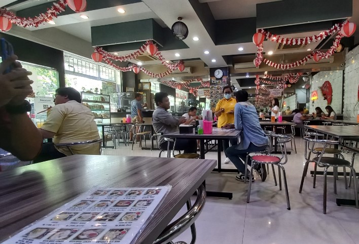HOSIT HOSIT BANGKA KULINER Charles P Bakara, 1. Song Sui Hok Lo Pan, 2. SONGSUI HADIAH TOMMY Bangka, 3. Bakmie Bangka Amin, 4. Rumah Makan Afat Bangka, 5. Bakmi Bangka 21, 6. Bakmi Ko Hon Toboali Duri Kepa, 7. Bakmi Bangka Air Mangkok, 8. hosit hosit, 9. Bakmi Belitung Bandengan Utara Raya, 10. Es Kacang Merah Bangka 778, 11. Mie Ayung – Mie Ayam Bangka Asli, Kebun Jeruk, 12. Amoy 99, 13. Pondok Ifong
