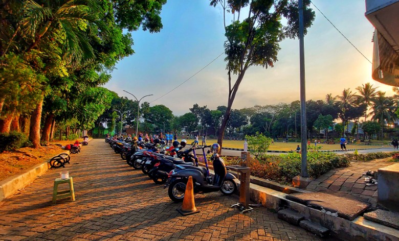 Lapangan Kresna Pos Kamling LINMAY, 1. Taman Sempur, 2. Taman Heulang, 3. Taman Kencana, 4. Taman Corat Coret, 5. Taman Meksiko, 6. Taman Peranginan, 7. Taman Kaulinan, 8. Taman Buah Mekarsari, 9. Taman Air Mancur, 10. Taman Cipaku, 11. Lapangan Kresna, 12. Taman Ekspresi, 13. Kebun Wisata Ilmiah