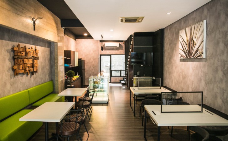 MyCo Coworking Space and Cafe, 1. Koridor Coworking Space, 2. VISMA | Coffee, Art & Co – Working Space, 3. Urban Office, 4. Milieu Space, 5. Nugaspace, 6. NutriHub Surabaya (New Location), 7. C2O Library & Collabtive, 8. GoWork MNC Tower Surabaya – Coworking and Office Space, 9. Revio Space : Sewa Kantor, Rental Office & Meeting, 10. IdeaHub Coworking Space, 11. TIFAhub Coworking Space, 12. PACO Coworking Space, 13. Zimo Office Building, 14. MyCo Coworking Space and Cafe, 15. GeldSpace Coworking Surabaya, 16. SUB Co Spazio, 17. eos (Entrepreneur Office Solutions) Sewa Kantor Surabaya, 18. HUB coworking space