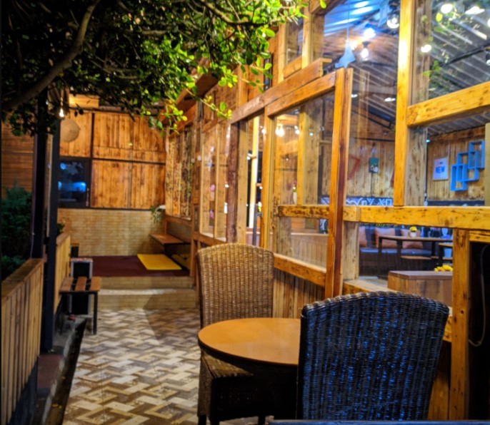 Pujasera Dammah Robi Permana, 1. Kedai Kopi Malabar Indonesia, 2. Malabar Mountain Coffee, 3. Buana Life Cafe Resto &amp; Glamping, 4. Anaking Coffee, 5. Kawitan Coffee &amp; Eatery, 6. Coffee House Gunung Tilu, 7. Nagoya Coffee, 8. Kedai Ngopi Hira, 9. Coffee 4 Wheels, 10. Kebun Kopi Luwak, 11. Kedai Koffie Nyalse, 12. Nongki Cafe Pangalengan, 13. CASA Local Coffee &amp; Vape Store, 14. Pujasera Dammah, 15. Little Talk Kopi, 16. Double D