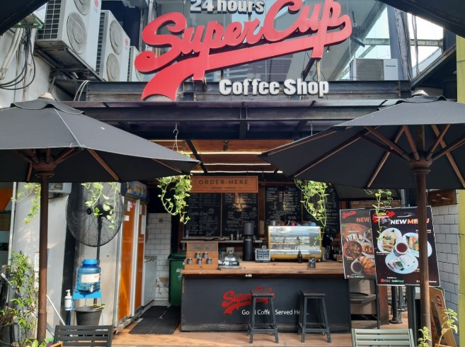 Super Cup Coffee Shop Esa Pratiwi, 1. Lucky Cat Coffee & Kitchen, 2. Sallo Coffee, 3. Roti Bakar Kemang, 4. Djakarta Cafe, 5. The Atjeh Connection Neo Sabang, 6. Kopi Bang Alay & Martabak Bang Alay, 7. Warmindo Juned, 8. Kaizen Coffee 5.0 / Kaizen Heritage Buaran, 9. Clay Coffee Space, 10. MUG Coffee Kalibata, 11. Betty Bites, 12. Super Cup Coffee shop, 13. EatWell Coffee Cikini