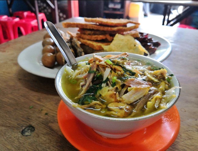 Warung Soto Ceker &amp; Ranjau Pak Gendut bayu purbo, 1. Kopi Oey, 2. Sabang 16 Kopi &amp; Srikaya, 3. Natrabu, 4. The Atjeh Connection Neo Sabang, 5. Nasi Gandul khas Pati, 6. Warung Soto Ceker &amp; Ranjau Pak Gendut, 7. Soto Kudus Ayam Kampung Kembang Joyo, 8. Romansa, 9. Soto Banjar Bang Suhai, 10. Rumah Makan Padang Sabang Jaya, 11. Warteg Ibu Sopi, 12. Warteg Ibu Wati