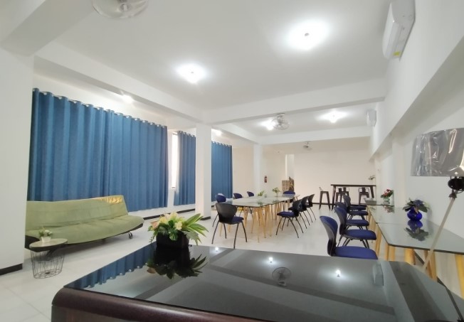 Zimo Office Building, 1. Koridor Coworking Space, 2. VISMA | Coffee, Art & Co – Working Space, 3. Urban Office, 4. Milieu Space, 5. Nugaspace, 6. NutriHub Surabaya (New Location), 7. C2O Library & Collabtive, 8. GoWork MNC Tower Surabaya – Coworking and Office Space, 9. Revio Space : Sewa Kantor, Rental Office & Meeting, 10. IdeaHub Coworking Space, 11. TIFAhub Coworking Space, 12. PACO Coworking Space, 13. Zimo Office Building, 14. MyCo Coworking Space and Cafe, 15. GeldSpace Coworking Surabaya, 16. SUB Co Spazio, 17. eos (Entrepreneur Office Solutions) Sewa Kantor Surabaya, 18. HUB coworking space