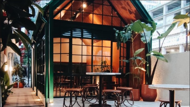 Amalgam Coffee Brewery, 1. Bakoel Koffie Cikini, 2. Anomali Coffee Menteng, 3. Giyanti Coffee Roastery, 4. Kedai Tjikini, 5. Saudagar Kopi Sabang, 6. 1/15 Coffee, Menteng, 7. Sabang 16 Kopi & Srikaya, 8. Yan Kedai Kopi, 9. Kawisari Cafe & Eatery, 10. Djakarta Kafe, 11. Ombé Kofie Menteng, 12. Coffee 31 Menteng, 13. Brown Bag, 14. Jakarta Coffee House, 15. Luwih Coffee, 16. Amalgam Coffee Brewery, 17. O’delice Cafe