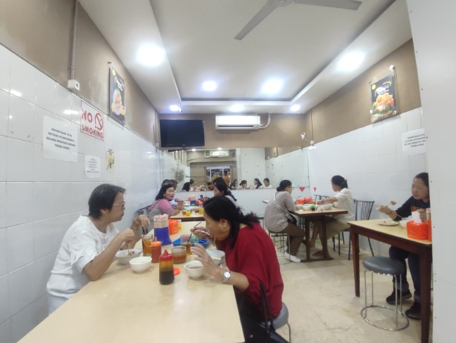 Bakmi A Boen Chiquitha Tiara Fithiadi Sedjati, 1. Joni Steak, 2. Bakso Rusuk Samanhudi, 3. Bakmi Gang Kelinci, 4. Rumah Makan Medan Baru, 5. Bakmi A Boen, 6. Nasi Uduk Ibu Sum, 7. Soto Betawi Globe H.Oji, 8. Soto Padang H. St. Mangkuto – Pintu Air Raya, 9. Bakmi Sui-Sen, 10. Nasi Goreng Bistik Kang Ajie, 11. Shantung Restaurant, 12. Mie Terempa’k, 13. Rumah Makan Harum