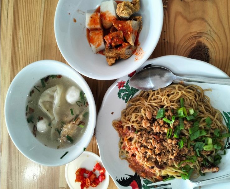 Bakmi Ko Hon Toboali Gading Serpong Ramajaya Janitra, 1. Bakmi bangka Asoka 57, 2. Bakmi Bangka Asli 17, 3. Bakmie Bangka Citarasa Gading Serpong – Aristoteles, 4. Bakmie bangka liong Lie, 5. Bakmi Bangka 268, 6. Bakmie BB, 7. Bakmi & Bubur 333, 8. Bakmi&Bubur “NATITI” Bangka, 9. Bakmi Bangka Bongkwan, 10. Bakmi Ko Hon Toboali Gading Serpong