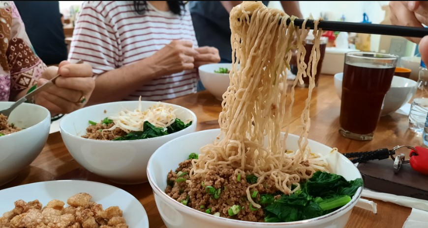 Bakmie BB (Ruko Glaze 1-Gading Serpong) siska honsus, 1. Bakmi bangka Asoka 57, 2. Bakmi Bangka Asli 17, 3. Bakmie Bangka Citarasa Gading Serpong – Aristoteles, 4. Bakmie bangka liong Lie, 5. Bakmi Bangka 268, 6. Bakmie BB, 7. Bakmi & Bubur 333, 8. Bakmi&Bubur “NATITI” Bangka, 9. Bakmi Bangka Bongkwan, 10. Bakmi Ko Hon Toboali Gading Serpong