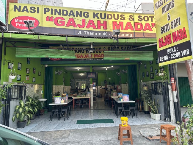 Nasi Pindang Kudus & Soto Sapi Gajahmada - Semarang Eric Santoso, 1. Nasi Pindang Kudus & Soto Sapi Gajahmada – Semarang, 2. SOTO AYAM & NASI PINDANG KUDUS TRISNO SARI, 3. Nasi Pindang Pak Ndut, 4. WARUNG MAKAN NASI PINDANG BU YULI, 5. Warung makan Kudus, 6. Nasi Pindang Bu Sri Semarang, 7. Soto Sapi dan Nasi Pindang Lengkong Bu Ning, 8. Nasi Pindang & Soto Sapi Pak Mul, 9. Nasi Pindang Kranggan semarang (tanah mas), 10. Nasi Pindang Kranggan Bu Bas, 11. Nasi pindang Patriot
