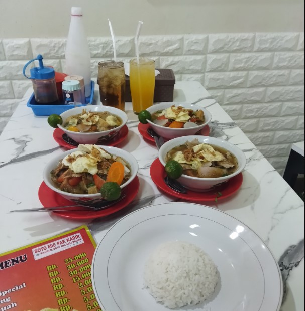SOTO MIE PAK KADIR SEMERU BOGOR Farhah (Farhah Ryha), 1. Kedai Soto Ibu Rahayu, 2. Soto Mie Agih Bogor, 3. Soto Kuning Pak Yusup, 4. Soto Mie Mang Ohim, 5. Soto Rahayu Mulia, 6. Soto Kuning M. Yusuf, 7. Soto Banjar khas Kalimantan Selatan, 8. Soto Daging Mang Bonin, 9. Soto Mie Pak Kumis, 10. Soto Pak Salam Bogor, 11. Soto Mie Si Abeh taman yasmin, 12. SOTO MIE PAK KADIR SEMERU BOGOR