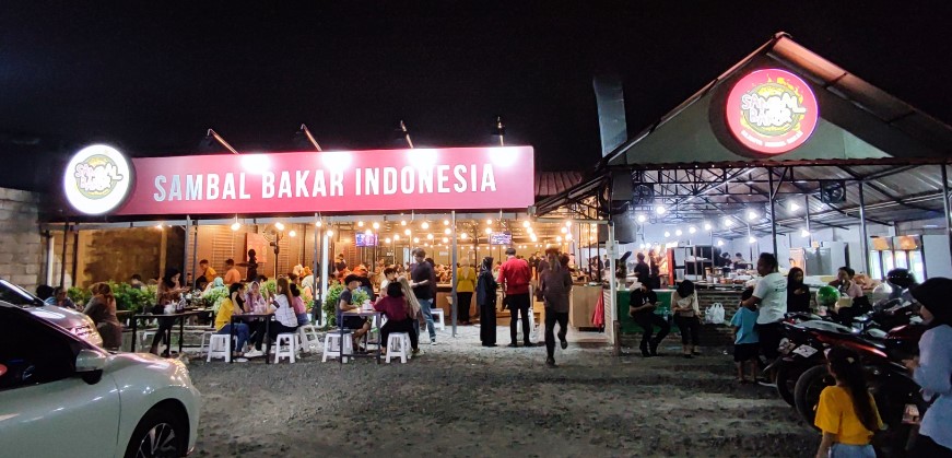 Sambal Bakar Indonesia, Duren Sawit emil rozaki, 1. Pancong Rest Coffee, 2. Warung Sate dan Tongseng Pak H. Budi Asli Solo, 3. RM Pagi Sore Kalimalang, 4. Bakmi Golek, 5. MASALALU Cafe – Coffee Shop, 6. Sambal Bakar Indonesia, 7. Abuba Steak, 8. Murame, 9. Bakso Rusuk Solo, 10. Pecel Berkah, 11. Soto Seger Beniing Hj. Tjipti, 12. Bakmi Bintang Gloria, 13. Ayam Penyet Mbah Ji, 14. Obonk Steak &amp; Ribs Buaran, 15. TuanTanah Pondok Bambu, 16. Klangen Coffee &amp; Resto, 17. Rumah Makan Betawi H. Abu