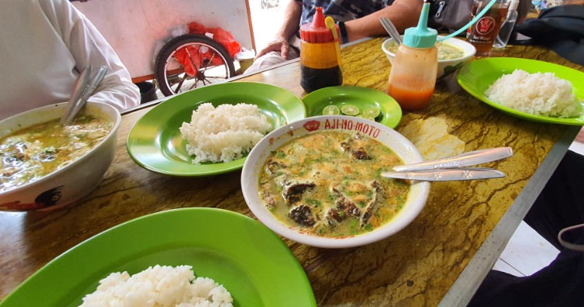 Soto Mie Pak Kumis Sri Ratna Dewi, 1. Kedai Soto Ibu Rahayu, 2. Soto Mie Agih Bogor, 3. Soto Kuning Pak Yusup, 4. Soto Mie Mang Ohim, 5. Soto Rahayu Mulia, 6. Soto Kuning M. Yusuf, 7. Soto Banjar khas Kalimantan Selatan, 8. Soto Daging Mang Bonin, 9. Soto Mie Pak Kumis, 10. Soto Pak Salam Bogor, 11. Soto Mie Si Abeh taman yasmin, 12. SOTO MIE PAK KADIR SEMERU BOGOR