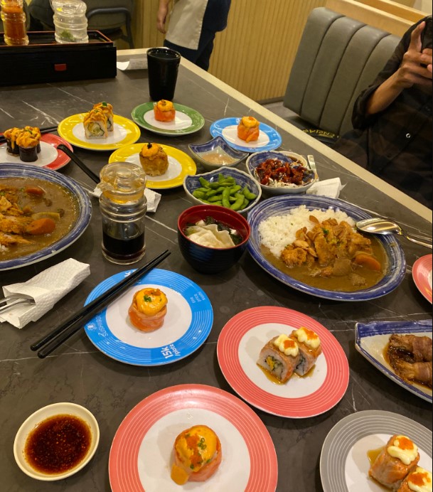 Sushi Go! PIK Avenue vika andareksa, 1. Sushi Hiro Batavia Cove PIK, 2. Sushi Hiro PIK, 3. Secret Sushi by Okinawa Sushi, 4. Kintaro Sushi PIK, 5. Sushi Go! PIK Avenue, 6. Sushi Maru PIK, 7. Zutto PIK, 8. KINKA Sushi Bar Izakaya, 9. Yamakai PIK, 10. Negiya Express PIK, 11. Sushi Mashi Golf Island PIK, 12. Sushi Tei PIK