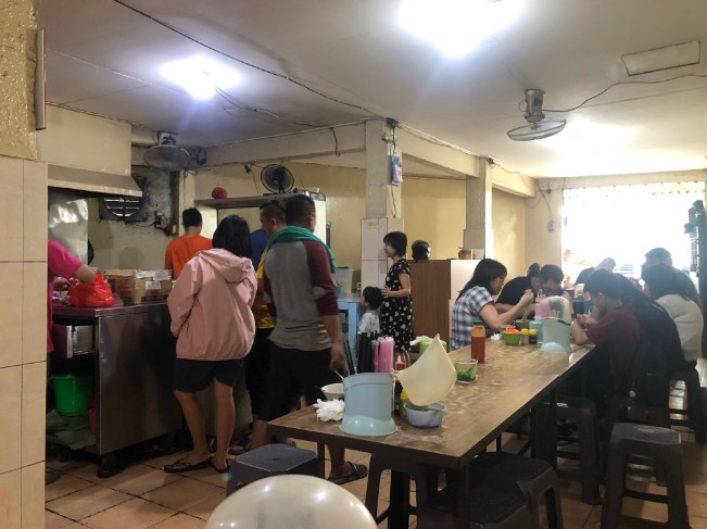 Bakmi Karet Krekot Gideon Subagyo, 1. Bakmi Gang Kelinci, 2. Bakmi A Boen, 3. Bakmi Karet Krekot, 4. Bakmi Sui-Sen, 5. SEDJUK BAKMI & KOPI POS BLOC, 6. Mie Soen Yoe, 7. Hokkian Lomie Mikado, 8. Mie Ayam Bangka Halal Lili/Sen Sen, 9. Bakmi JP – Mie Ayam Jamur, 10. Bakmi Hau Hau, 11. Mie Ayam Ahui, 12. Bakmi Ncek