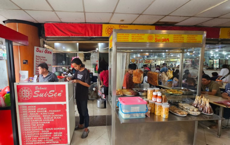 Bakmi Sui-Sen Rizki Riadi, 1. Bakmi Gang Kelinci, 2. Bakmi A Boen, 3. Bakmi Karet Krekot, 4. Bakmi Sui-Sen, 5. SEDJUK BAKMI & KOPI POS BLOC, 6. Mie Soen Yoe, 7. Hokkian Lomie Mikado, 8. Mie Ayam Bangka Halal Lili/Sen Sen, 9. Bakmi JP – Mie Ayam Jamur, 10. Bakmi Hau Hau, 11. Mie Ayam Ahui, 12. Bakmi Ncek