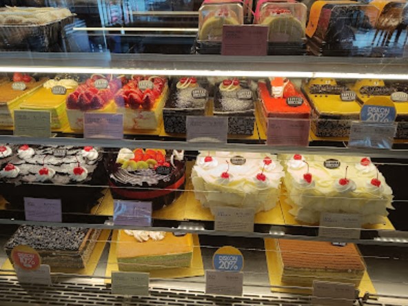 Capital Bakery & Cake - KELAPA GADING Little Cato, 1. AJ Bakery & Cake, 2. Dapur Cokelat, 3. Clairmont Patisserie Kelapa Gading, 4. Dynamic Bakery ( Head Quarter ), 5. UNION Brasserie, 6. The Harvest, 7. Holland bakery kelapa gading timur, 8. Capital Bakery & Cake – KELAPA GADING, 9. Exquise Patisserie Cake & Bakery Kelapa Gading, 10. Demore Bakehouse, 11. First Love Patisserie, 12. Chateraise MKG