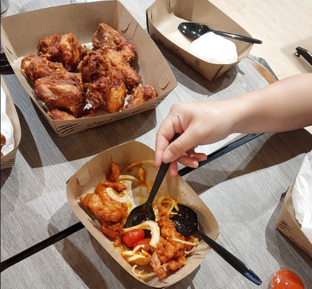 Fried Chicken Master #1 BLOK M Astiti Nawaning P, 1. Popeyes Skyline, 2. Twin House Blok M, 3. Pantja Fried Chicken, 4. Monsieur Spoon, 5. Fried Chicken Master #1 BLOK M, 6. Sukiya Tokyo Bowls &amp; Noodles – Mall Of Indonesia, 7. the buffalo, 8. Toby’s Estate Gunawarman, 9. Flip n’ Fry, 10. Ditimore, 12. Benny’s (Dapur Ruben Gandaria)