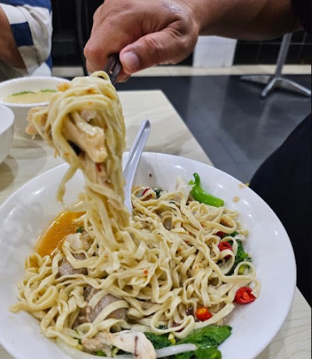 Mie Ayam Kumango Adiastuti Irawan, 1. Mie Aceh Titi Bobrok, 2. Mie Ayam Jamur Spesial Haji Mahmud, 3. Mie Ayam Jamur Brimob, 4. Mie Tiong SIM, 5. Mie Ayam Jamur RESTU, 6. YY Mie Pansit, 7. Mie Pangsit Awai, 8. Mie Ayam Kumango, 9. Bakmi Hock Seng, 10. Mie Ayam Waringin 1C, 11. Bakmi Khek, 12. Mie Hokkian SP 16