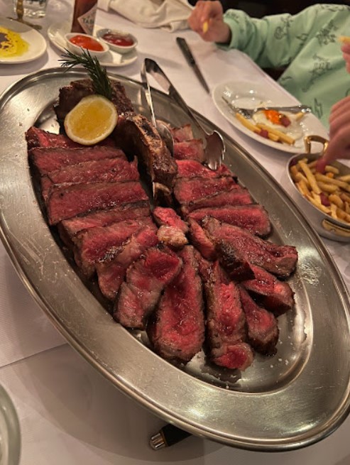BISTECCA PIK Avenue Deby Tanoko, 1. Osteria GIA Orange Groves PIK 2, 2. Spaghetto Pasta Pizza Lounge PIK, 3. Oma Elly Trattoria – PIK, 4. BISTECCA PIK Avenue, 5. Villa Capri at Batavia PIK, 6. CAFFÈ MILANO PIK Avenue, 7. NIX KTV, 8. Bella’s La Cucina Italiana, 9. Popolamama , 10. One Piezza, 11. Tana Ristorante, 12. L’italien Pasta Ristorante