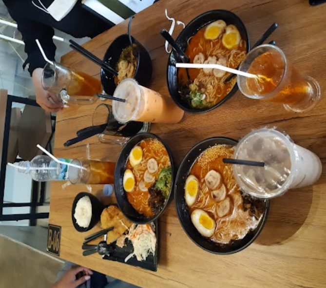 Ichiraku Ramen ady prasetyo, 1. Ramen Seirock-Ya – ÆON Mall BSD City, 2. SAI RAMEN 再ラーメン SYNERGY, 3. Yukado Ramen Serpong, 4. Roji Ramen Bintaro, 5. Ichiraku Ramen, 6. Jonkira Ramen, 7. Ikkudo Ichi The Breeze BSD, 8. RamenYA! Summarecon Mall Serpong, 9. Ramen Girl, One District Metland, 10. Kurabu Ramen, 11. Street Ramen, 12. Jinsei no men