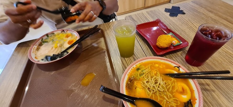 JONKIRA Ramen aidina titanida, 1. Ramen Seirock-Ya – ÆON Mall BSD City, 2. SAI RAMEN 再ラーメン SYNERGY, 3. Yukado Ramen Serpong, 4. Roji Ramen Bintaro, 5. Ichiraku Ramen, 6. Jonkira Ramen, 7. Ikkudo Ichi The Breeze BSD, 8. RamenYA! Summarecon Mall Serpong, 9. Ramen Girl, One District Metland, 10. Kurabu Ramen, 11. Street Ramen, 12. Jinsei no men