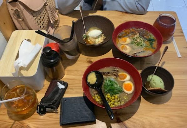 Jinsei No Men Tsaqif Naufal, 1. Ramen Seirock-Ya – ÆON Mall BSD City, 2. SAI RAMEN 再ラーメン SYNERGY, 3. Yukado Ramen Serpong, 4. Roji Ramen Bintaro, 5. Ichiraku Ramen, 6. Jonkira Ramen, 7. Ikkudo Ichi The Breeze BSD, 8. RamenYA! Summarecon Mall Serpong, 9. Ramen Girl, One District Metland, 10. Kurabu Ramen, 11. Street Ramen, 12. Jinsei no men