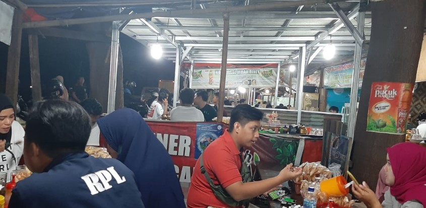 Kuliner Nasi Jagal Ibu Zahra Tangerang DeWaN Official, 1. Rumah Makan Pondok Lauk, 2. Kawasan Kuliner Pasar Lama, 3. Warung Bu Kris, 4. Kuliner Nasi Jagal Ibu Zahra Tangerang, 5. Bebek Boedjang – Tangerang, 6. Steak Tenda Tangerang, 7. Nasi Uduk Pak Jhon, 8. Sate Ayam H. Ishak Pasar Lama, 9. Kepak Madu Mael, Pasar Lama, 10. Bubur Ayam Spesial Ko Ginhan, 11. Seafood Libra 32., 12. Sop Kambing Oong Junaedi De Rio Tanah Abang