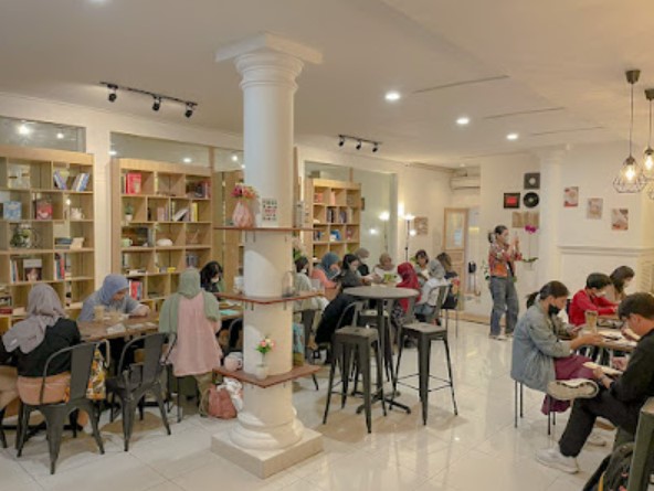 Quarte, 1. Rumah Juliet, 2. SESA Coffee, 3. Sinlessbreak, 4. Galapung Bakehouse & Cafe, 5. Quarte, 6. Valitas Gluten Free, 7. Firstwish Bakery, 8. Kemenkan Compound, 9. Goodiebake GF Cakery, 10. Malaika di Jakarta, 11. Tamanan foods