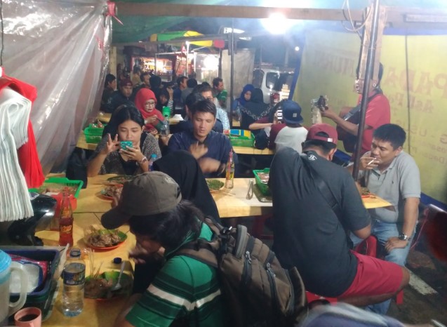 SATE PADANG MURNI putra suryaa, 1. RM. Ampera 2 Tak, 2. Bubur Cikini H. R. Sulaiman, 3. Mie Ayam Gondangdia, 4. Bakmi Roxy Cikini, 5. Pempek Megaria, 6. Nasi Uduk Gondangdia, 7. Nasi uduk remaja haji Toha, 8. Soto Jakarta Bawah Rel, 9. Gohyong Cikini, 10. RM Lapau Nasi Jaya, 11. Sate padang murni, 12. Pondok ikan asin sambal kampung berkah