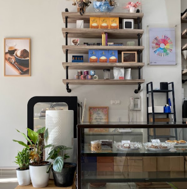 Valitas Gluten Free Lee Lan Kam, 1. Rumah Juliet, 2. SESA Coffee, 3. Sinlessbreak, 4. Galapung Bakehouse & Cafe, 5. Quarte, 6. Valitas Gluten Free, 7. Firstwish Bakery, 8. Kemenkan Compound, 9. Goodiebake GF Cakery, 10. Malaika di Jakarta, 11. Tamanan foods