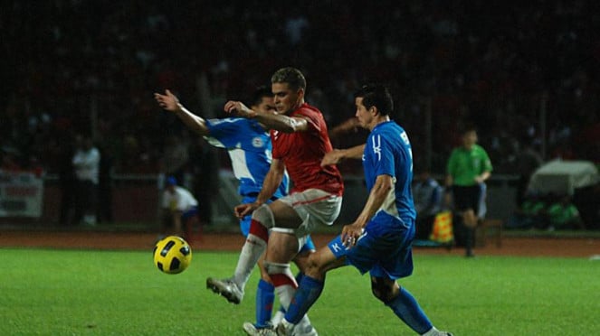 Cristian Gonzales: Indonesia Lawan Filipina Leg II, 1. Markus Horison, 2. Cristian Gonzales, 3. Diego Michiels, 4. Maria Febe