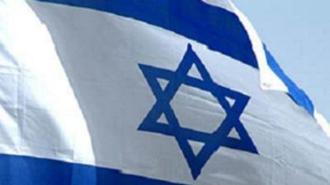 Bendera Israel., 1. Gubernur DKI Pramono Anung: Saya Tidak Mengizinkan Atlet Israel Masuk Jakarta, 2. Muhammadiyah: Mengizinkan Atlet Israel Adalah Pelanggaran Konstitusi, 3. DPR: Jangan Sampai Kita Kebobolan Lagi, 4. MUI: Sikap Indonesia terhadap Palestina Adalah Amanat Konstitusi