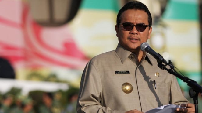 Gubernur Riau Rusli Zainal, 1. Saleh Djasit (1998–2003): Kasus Mobil Damkar, 2. Rusli Zainal (2003–2013): Korupsi PON dan Kehutanan, 3. Annas Maamun (2014–2019): Suap Alih Fungsi Hutan, 4. Abdul Wahid (2024–sekarang): OTT KPK di Dinas PUPR