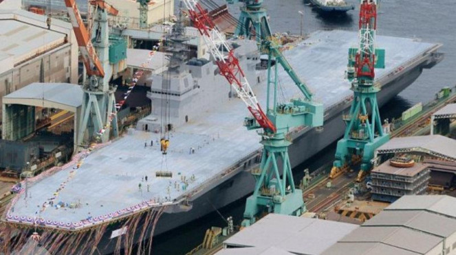 Kapal induk Izumo di Jepang., VIVA Militer: Kapal induk USS Gerald R. Ford (CVN-78) militer Amerika Serikat, VIVA Militer: Kapal induk Fujian (Type 003) militer China, VIVA Militer: Kapal induk HMS Queen Elizabeth (R08) Angkatan Laut Inggris, VIVA Militer: Kapal induk tenaga nuklir Charles De Gaulle, VIVA Militer: Kapal induk INS Vikrant (2013) Angkatan Laut India, VIVA Militer: Kapal induk Admiral Kuznetsov Angkatan Laut Rusia, Kapal induk Izumo di Jepang., Kapal induk TCG Anadolu.