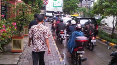 Salah satu sudut jalan Jakarta.