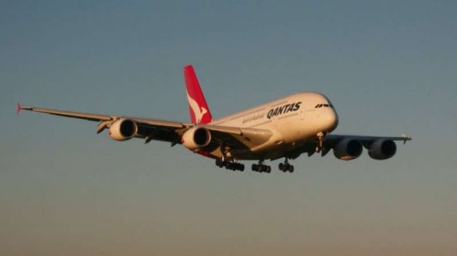Qantas Airlines, Pesawat Singapore Airlines, Singapore Airlines., Singapore Airlines Boeing 777, Qantas Airlines, Pesawat Airbus A380 milik Qantas, Qatar Airways Boeing 787 Dreamliner, Pesawat penumpang terbesar Airbus A380-800 milik maskapai Emirates, Ilustrasi pesawat milik maskapai Qatar Airways., Maskapai China Eastern Airlines, Penerbangan perdana maskapai Air New Zealand rute Auckland - Denpasar - Auckland.
