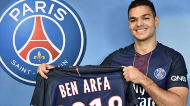 Gelandang Paris Saint-Germain (PSG), Hatem Ben Arfa
